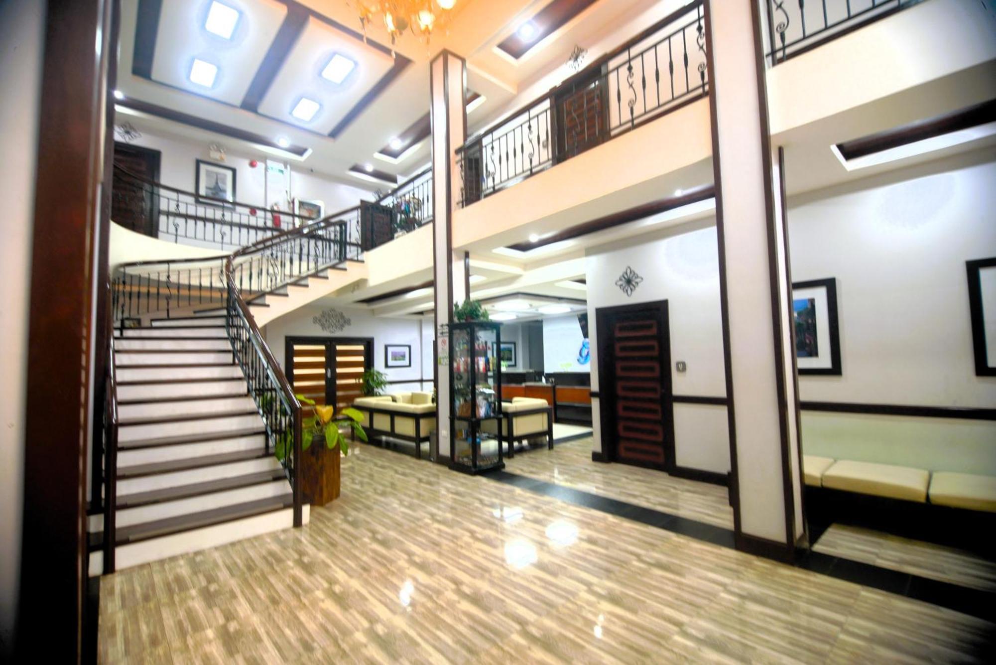 Hotel Gabriella Tagbilaran City Exteriör bild